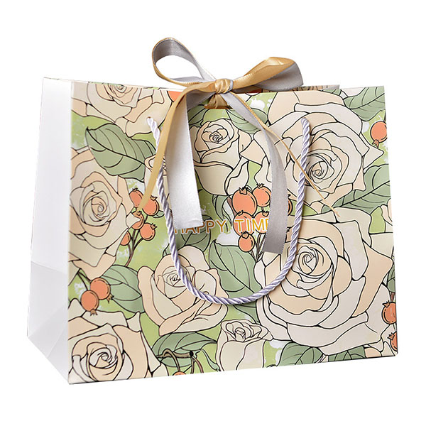 Custom Paper Bags Gift Bags Wholesale FSC Manufacturer